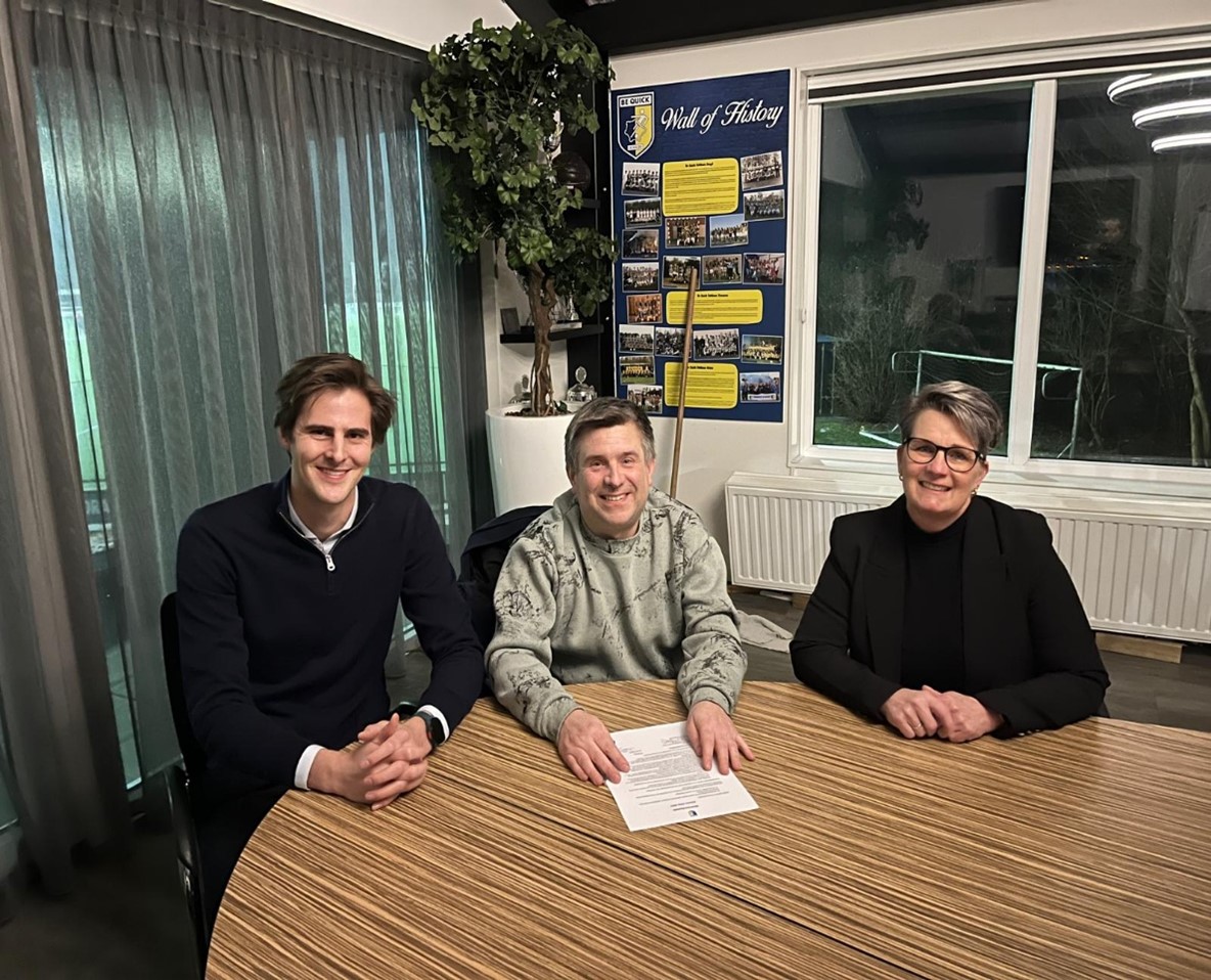 Vincent Muller verlengt als hoofdtrainer bij Be Quick Dokkum Dames 1